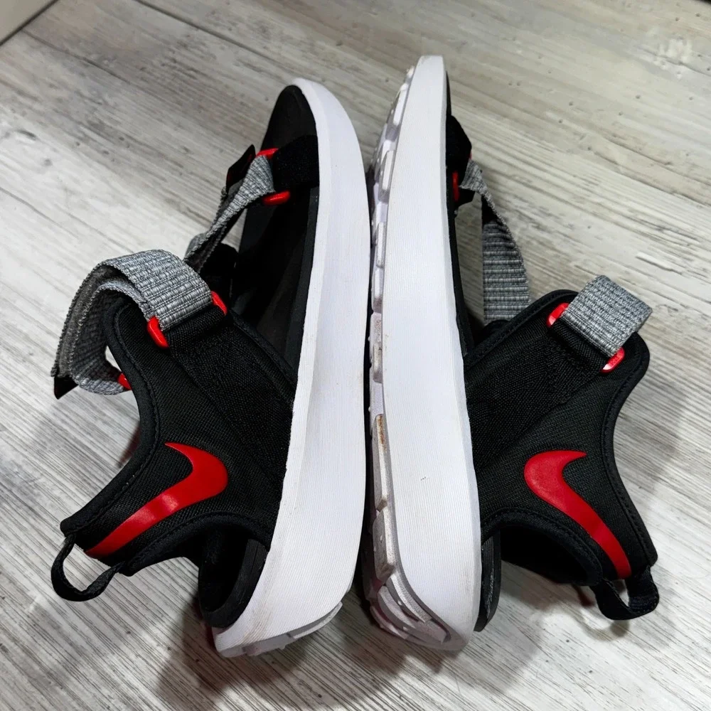 Nike Vista Sandals Shoes Mens Size 8 Black Red Strap Adjustable DJ6606-002
